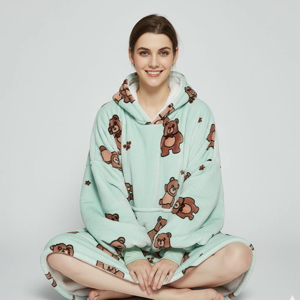 Mint Bear ArcticLuxe™ – Premium Heavyweight Wearable Blanket Hoodie